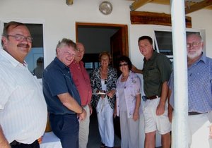 Tweedoelige Lintknip vir Pearly Beach